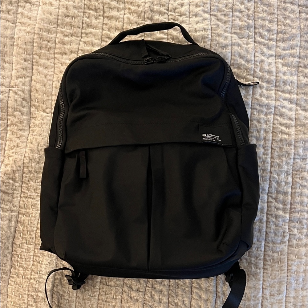 LULULEMON ‘EVERYDAY BACKPACK 21L’